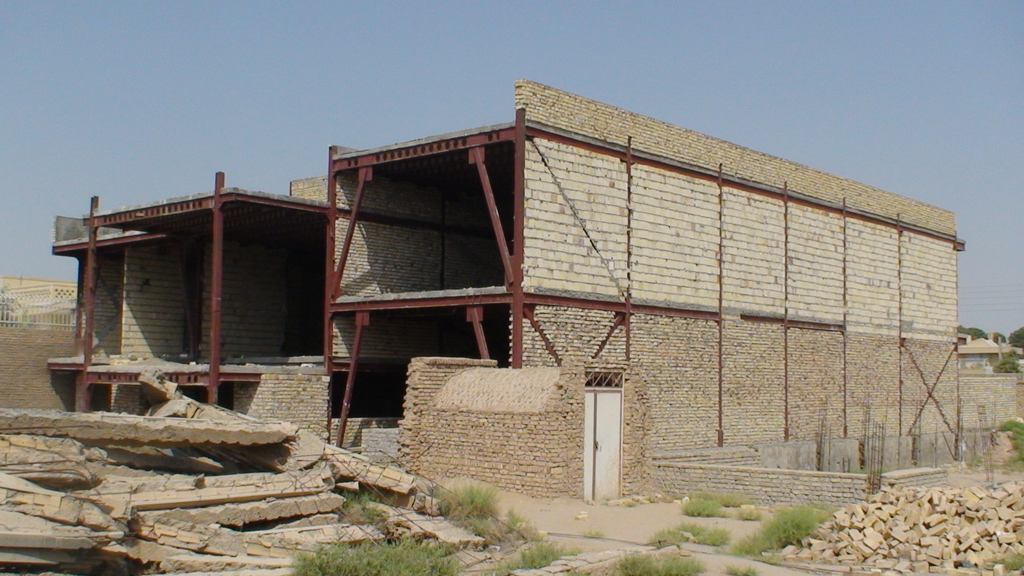 ساختمان آقای خالقیه، تصویر 2